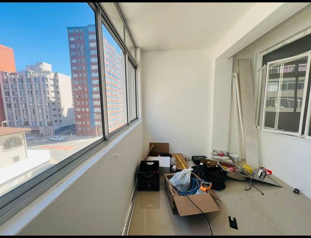 1.5 BEDROOM APARTMENT FOR SALE IN POINT WATERFRONT